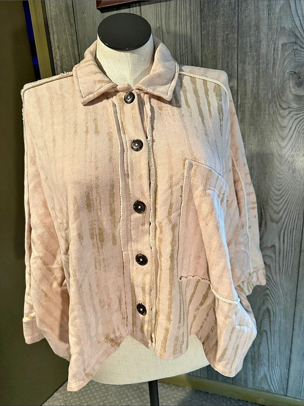 We The Free Abstract Button Down Pink Size Small